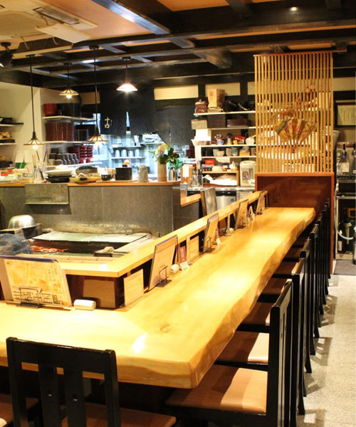 大街道駅から徒歩５分　鮮魚旬菜　吉